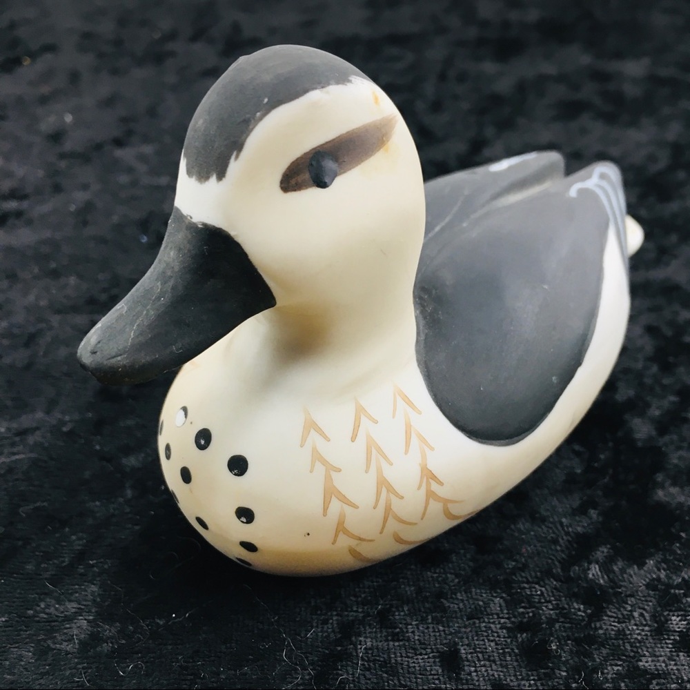 UCGC Black & White Porcelain Diving Duck